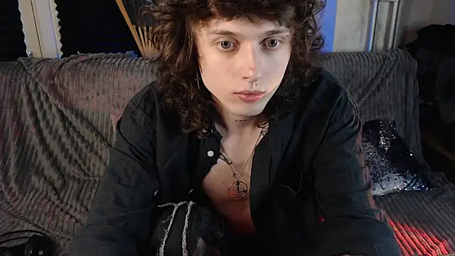 axxxturel online show from May 2026 01:00:02 AM