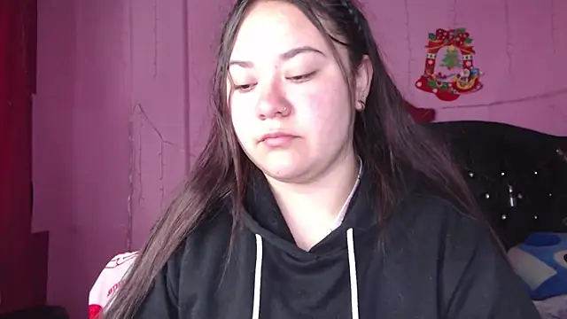 NikkiRous  online show from March 2025 12:45:01 PM