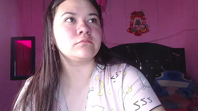 NikkiRous  online show from October 2025 12:15:02 PM