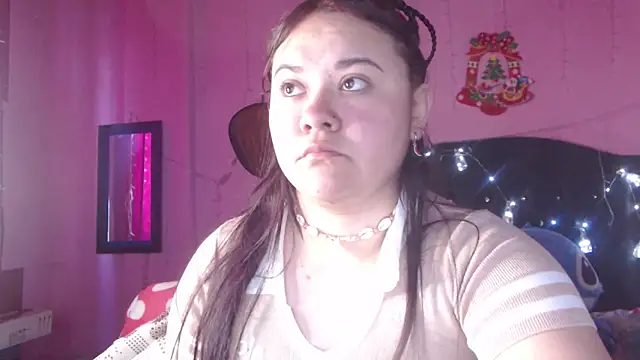 NikkiRous  online show from November 2025 12:49:01 PM