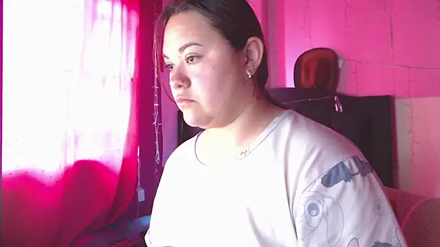 NikkiRous  online show from May 2026 01:38:01 PM