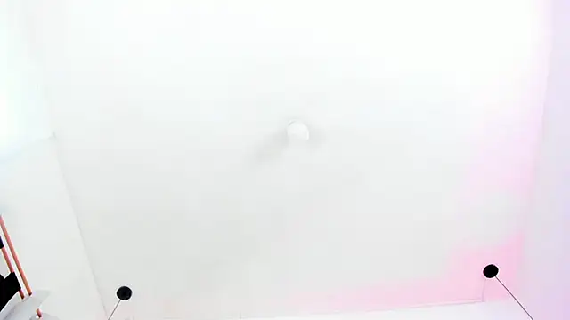 Snapshot of Emily_Gil1 chatting on February 2025 01:41:01 PM Emily Gil1 online show from February 2025 01:41:01 PM