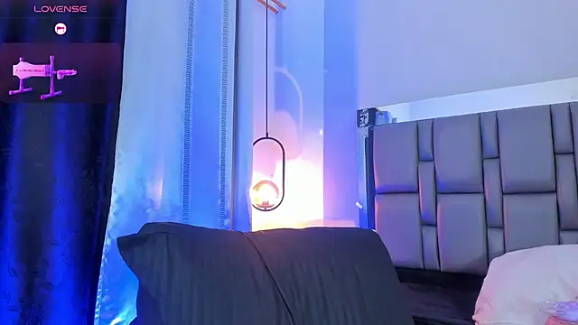 Snapshot of Emily_Gil1 chatting on February 2026 04:25:01 PM Emily Gil1 online show from February 2026 04:25:01 PM