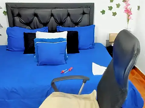 Violeta stilll online show from October 2025 06:38:02 PM