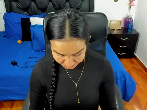 Violeta stilll online show from October 2025 06:52:01 PM