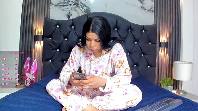 Giorgina Parado online show from April 2026 04:04:02 AM