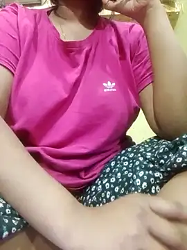 Im Cute online show from February 2025 10:09:02 PM