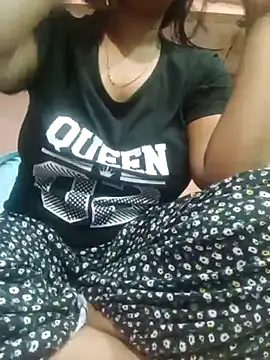 Im Cute online show from March 2025 08:29:02 PM