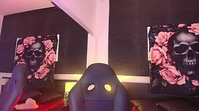 EvaaFoxxy1 online show from February 2026 12:05:02 PM