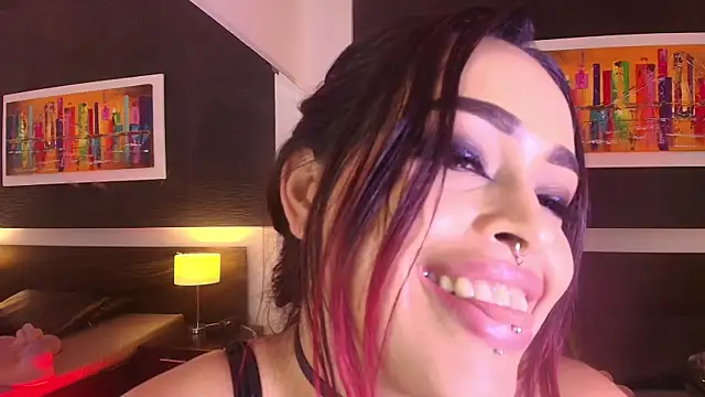 EvaaFoxxy1 online show from April 2026 05:30:01 PM