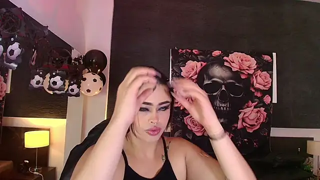 EvaaFoxxy1 online show from June 2026 12:09:02 PM