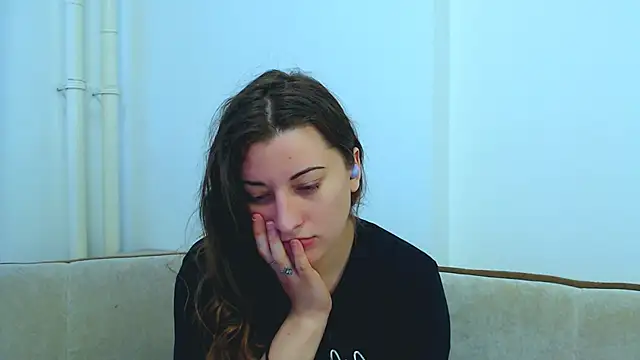 Helen Adams  online show from February 2025 06:31:01 AM