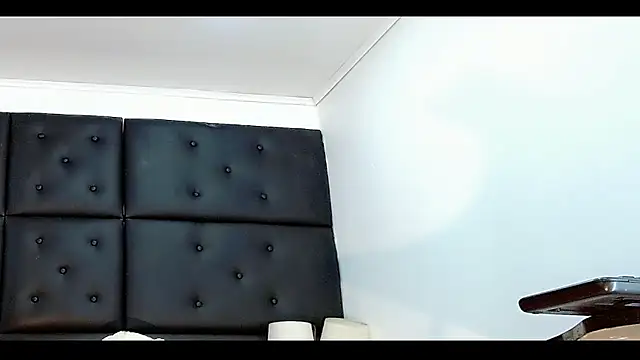 Daniela Pink  online show from May 2026 08:03:01 PM