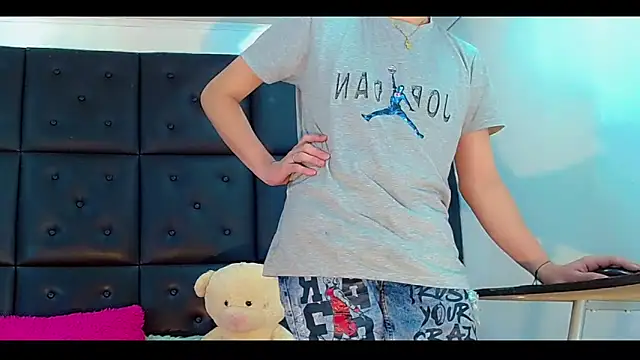 Daniela Pink  online show from May 2026 07:55:02 PM