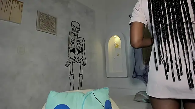 Tahira 21  online show from October 2025 07:23:01 PM