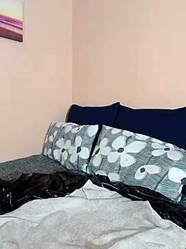 Snapshot of Fantasy1976 chatting on January 2026 05:51:02 PM Fantasy1976 online show from January 2026 05:51:02 PM