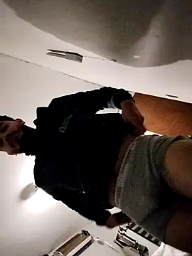 Snapshot of StripArt_ chatting on December 2025 02:17:02 AM StripArt online show from December 2025 02:17:02 AM