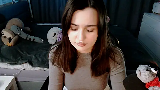 Snapshot of KiraYammy chatting on January 2025 10:48:01 PM KiraYammy online show from January 2025 10:48:01 PM