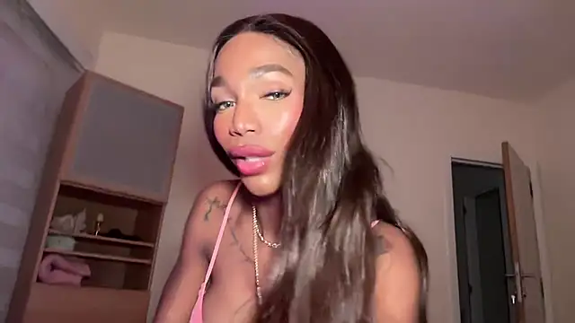 Snapshot of _lizsamantha chatting on July 2026 03:33:02 AM lizsamantha online show from July 2026 03:33:02 AM