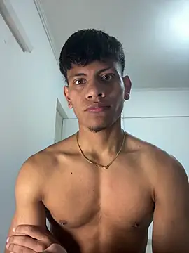 bbchocolate27 online show from May 2026 10:48:02 PM