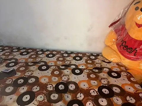 Snapshot of shuhana_ chatting on September 2025 12:59:01 AM shuhana online show from September 2025 12:59:01 AM