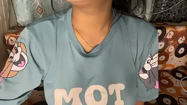 Snapshot of shuhana_ chatting on November 2025 02:06:01 AM shuhana online show from November 2025 02:06:01 AM