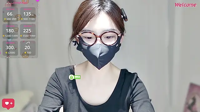 Snapshot of Duduludululu chatting on September 2025 12:19:01 PM Duduludululu online show from September 2025 12:19:01 PM