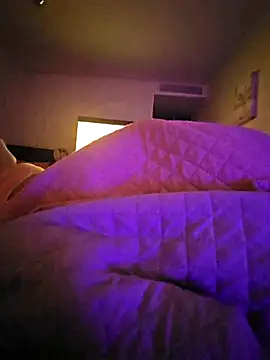 Snapshot of aubade246 chatting on February 2025 10:53:02 PM aubade246 online show from February 2025 10:53:02 PM