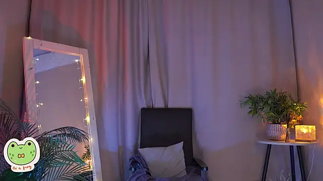 Sarah Son online show from February 2025 11:49:02 AM