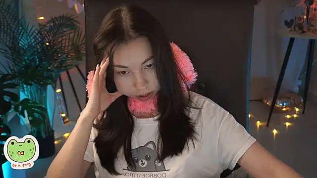 Sarah Son online show from February 2025 11:38:02 AM