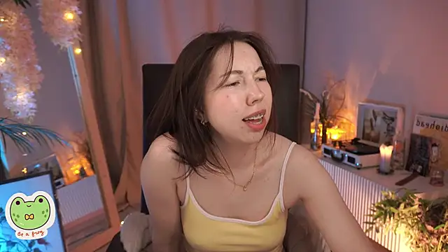 Sarah Son online show from March 2025 11:32:01 AM