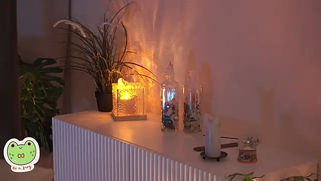 Sarah Son online show from March 2025 05:46:02 AM