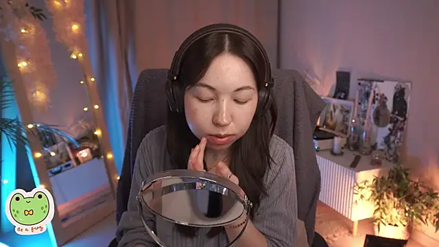 Sarah Son online show from March 2025 08:42:02 AM