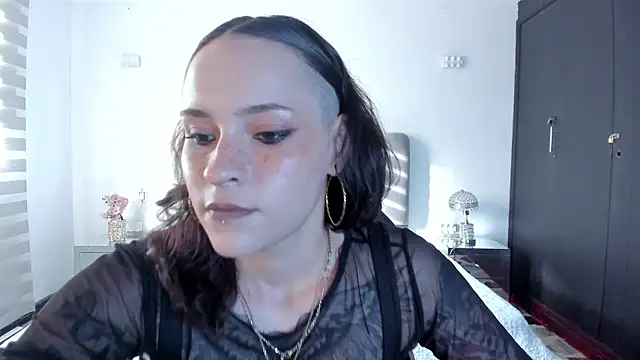 Snapshot of AnnyThompson_ chatting on March 2026 10:05:02 PM AnnyThompson online show from March 2026 10:05:02 PM