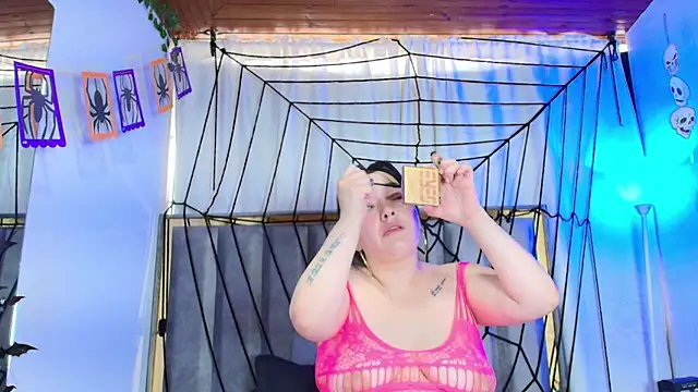 Zoe Curvy online show from October 2025 12:41:02 PM