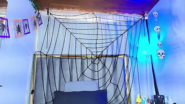 Zoe Curvy online show from October 2025 12:22:02 PM