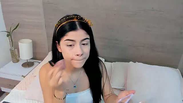 TifanyChill online show from March 2026 07:32:01 PM