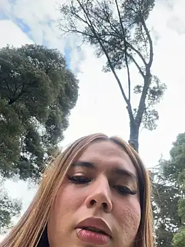 Snapshot of Jules_Anderson chatting on March 2025 03:28:02 PM Jules Anderson online show from March 2025 03:28:02 PM