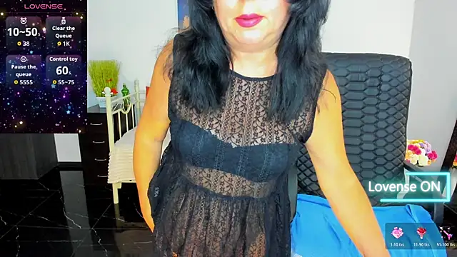 Julia Dean online show from June 2026 12:09:02 PM