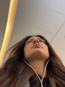 BabeRainbow online show from September 2025 01:49:02 PM