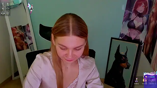 Snapshot of Molly_sweetie chatting on December 2024 09:46:01 AM Molly sweetie online show from December 2024 09:46:01 AM