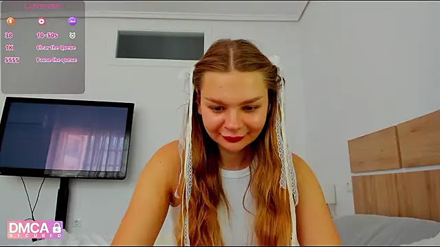 Molly sweetie online show from May 2026 06:30:01 AM