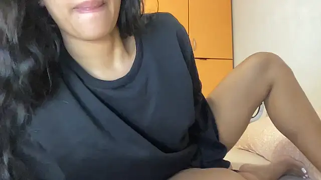 Snapshot of Dulce_latingirl chatting on December 2024 12:02:01 PM Dulce latingirl online show from December 2024 12:02:01 PM