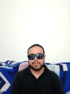 ElSunEagle online show from May 2026 02:40:02 AM