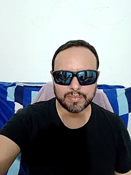 ElSunEagle online show from May 2026 02:39:01 AM