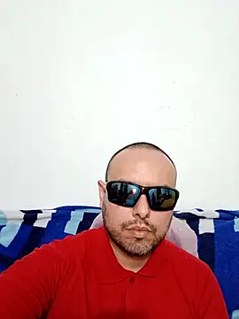 Snapshot of ElSunEagle chatting on May 2026 02:29:02 AM ElSunEagle online show from May 2026 02:29:02 AM