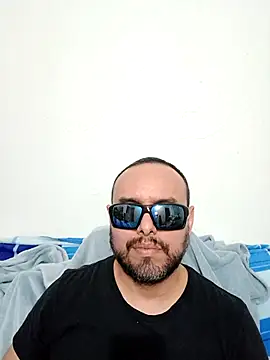 Snapshot of ElSunEagle chatting on June 2026 02:34:01 AM ElSunEagle online show from June 2026 02:34:01 AM