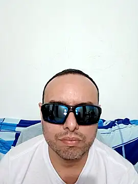 Snapshot of ElSunEagle chatting on June 2026 02:36:02 AM ElSunEagle online show from June 2026 02:36:02 AM