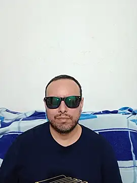 ElSunEagle online show from June 2026 02:21:01 AM