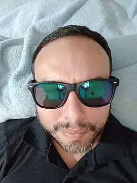 ElSunEagle online show from July 2026 04:21:01 AM